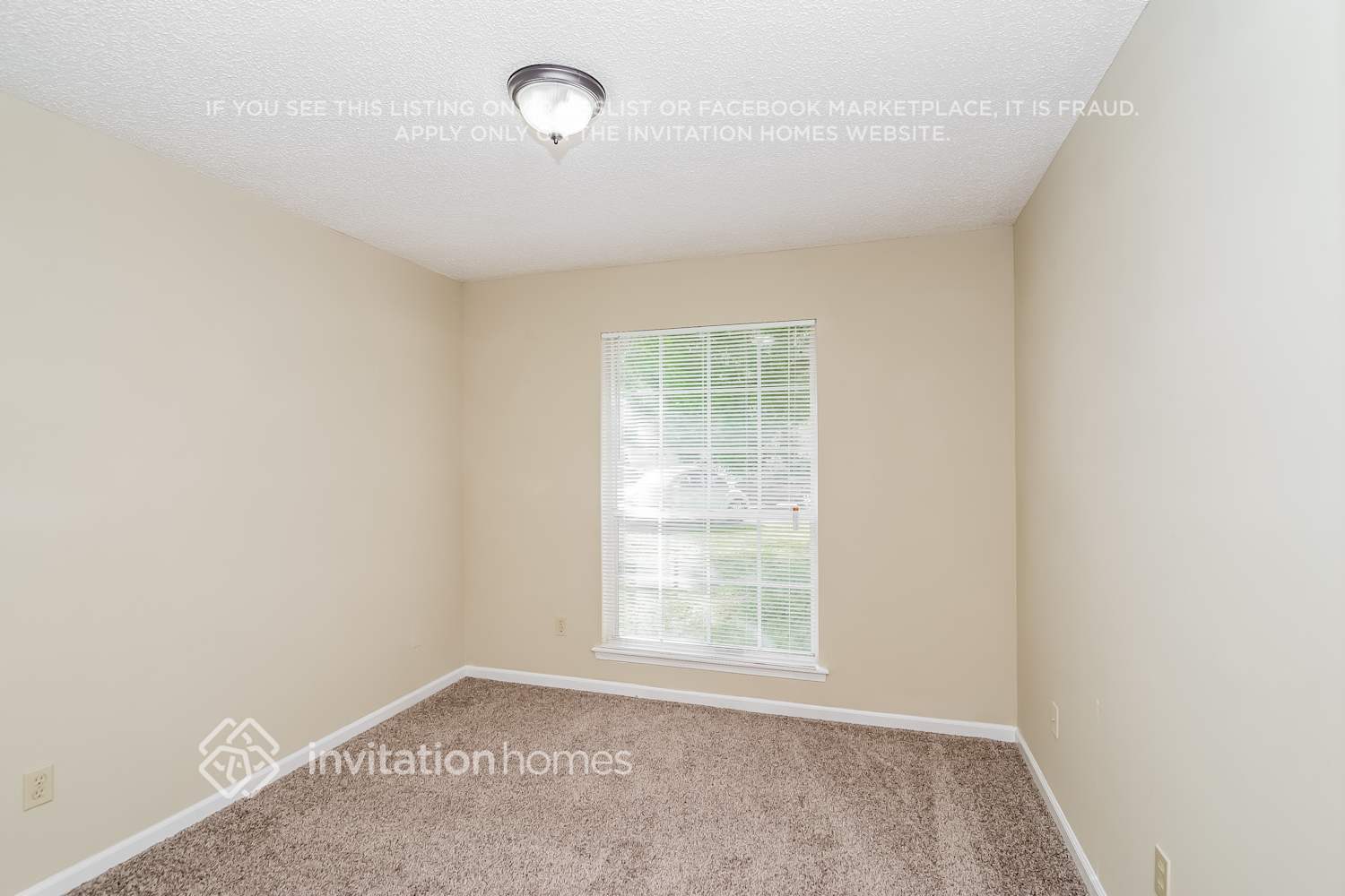 Building Photo - 12621 Gandalf Ln