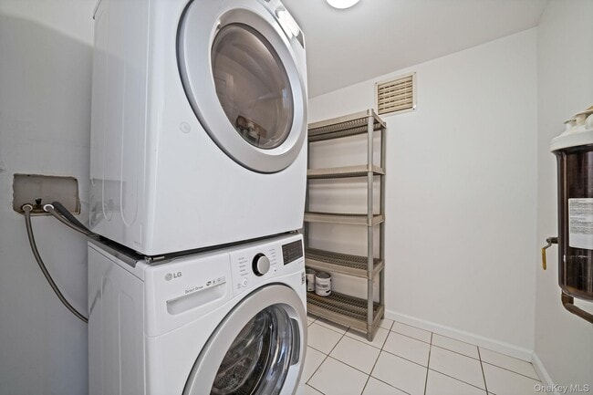 Building Photo - 272 E Harrison St