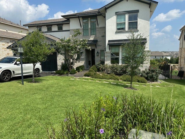 Building Photo - 402 San Donato Dr