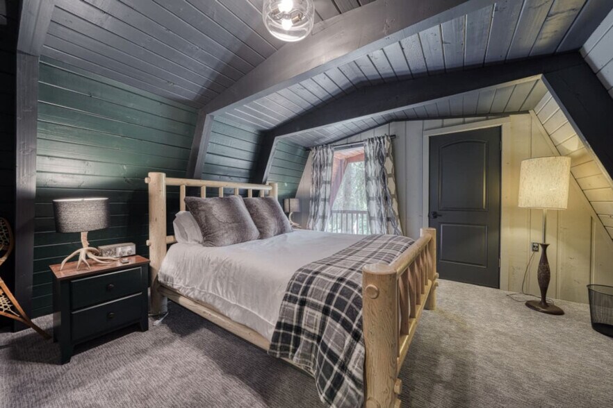 Building Photo - 3511 Springfield Dr