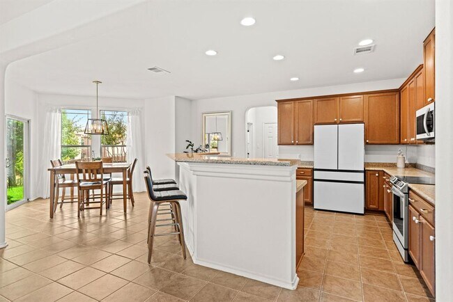 Building Photo - 122 Mancos Dr