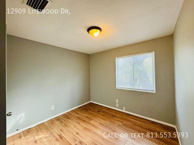 Building Photo - 12909 Litewood Dr