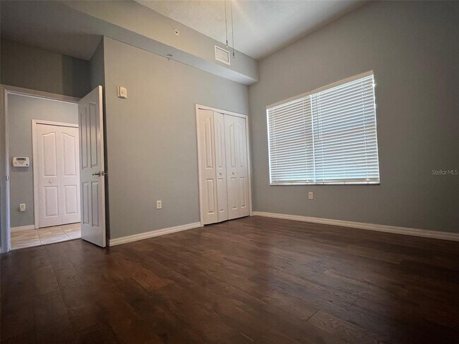 Building Photo - 642 Wells Ct