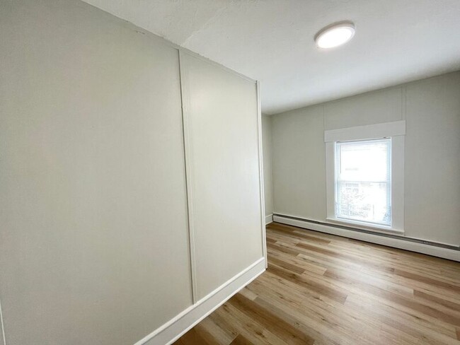 Building Photo - 53 Pennacook St