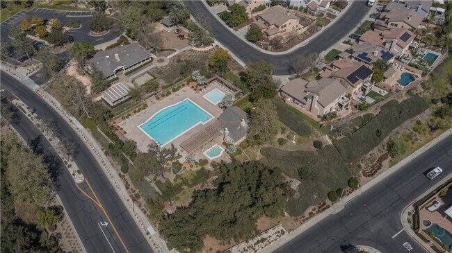 Building Photo - 27194 Red Maple St