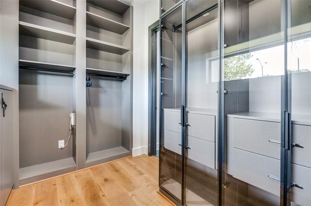 Building Photo - 10923 Marsh Ln