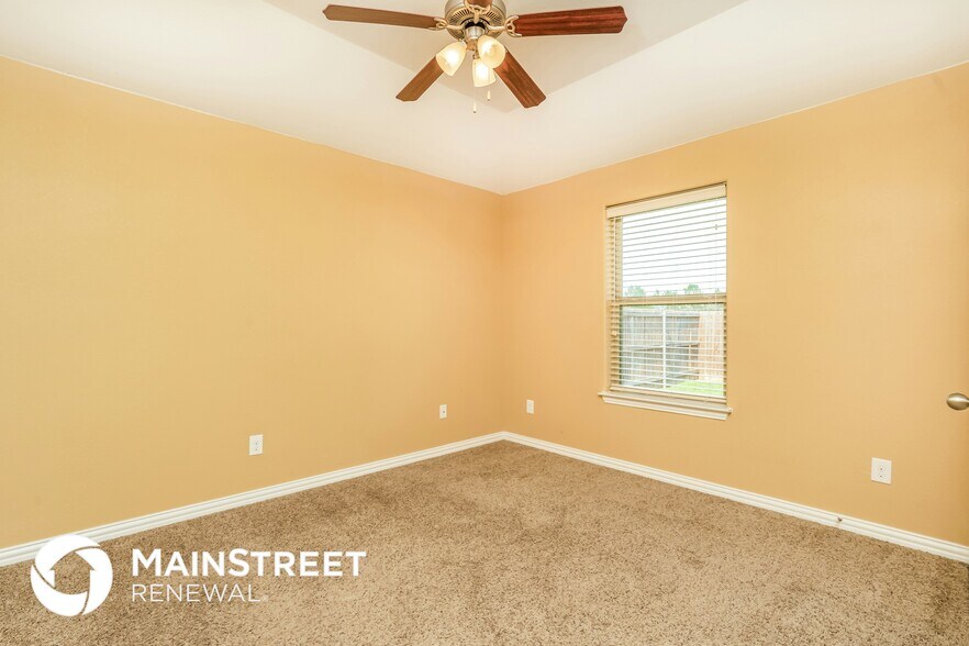 Building Photo - 7657 Hollow Point Dr