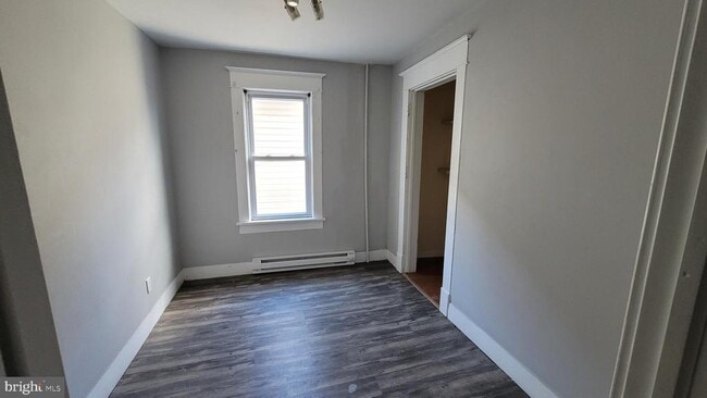 Building Photo - 262 Indiana Ave