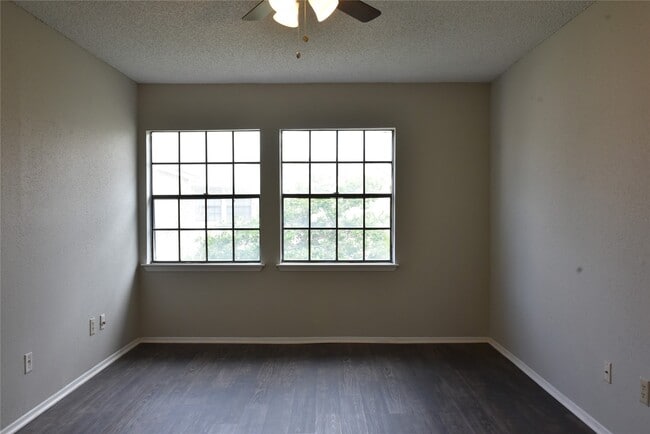 Building Photo - 3069 Windchase Blvd