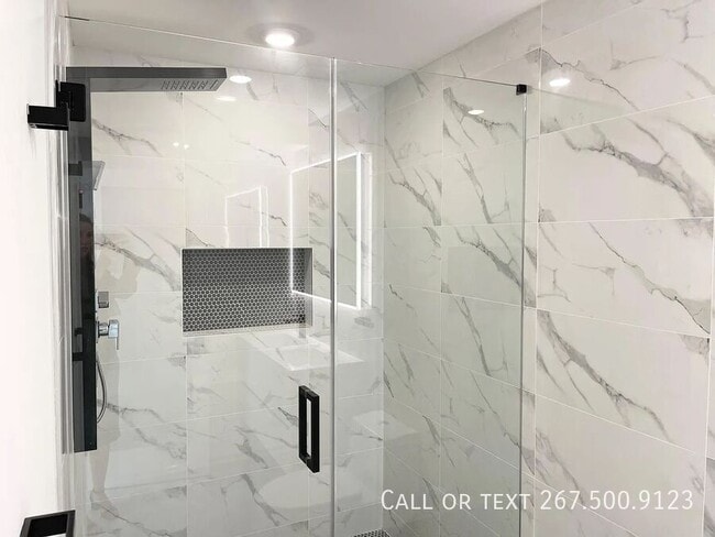 Building Photo - 2605 E Boston St