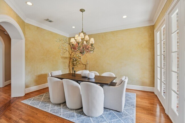 Building Photo - 2 Wilmington Ct