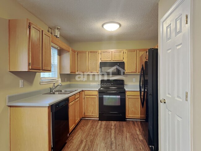 Building Photo - 219 Ashridge Way