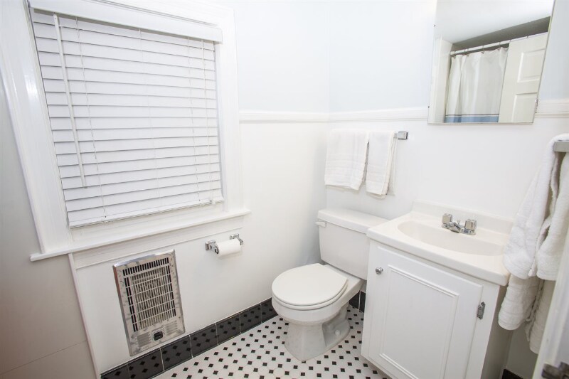 Building Photo - 920 Monmouth Ave