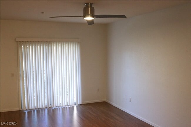 Building Photo - 50 Aura de Blanco St