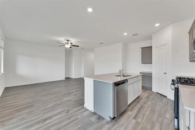 Building Photo - 524 Ranchito Pass