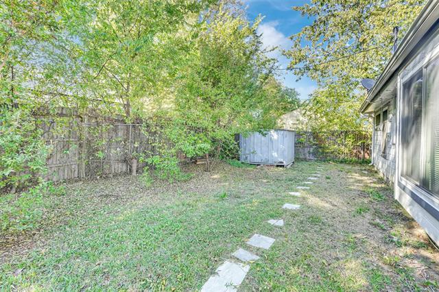 Building Photo - 6016 Glenwood Dr