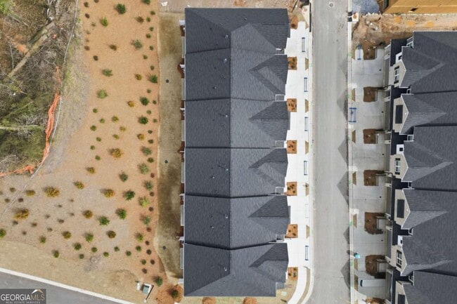 Building Photo - 187 Redbud Rd