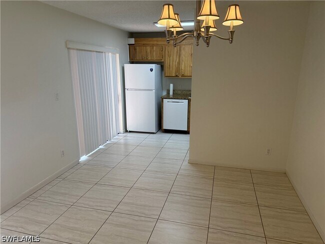 Building Photo - 1531 Park Meadows Dr