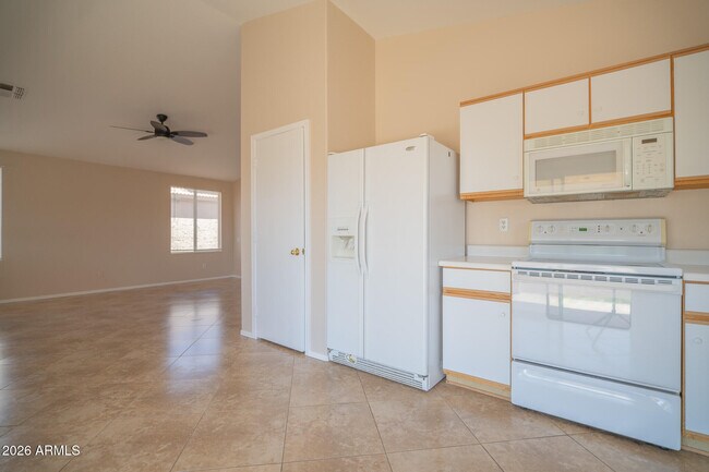 Building Photo - 1914 S Palo Verde Dr