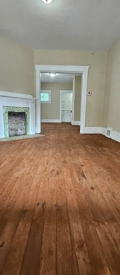 Building Photo - 581 E 114th St