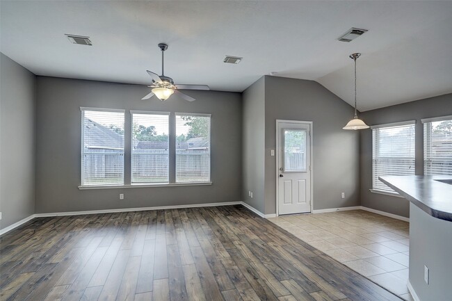 Building Photo - 13834 Rolling River Ln