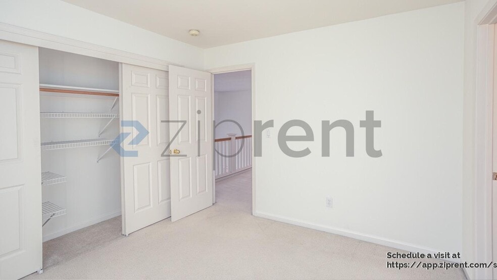 Building Photo - 5 Chester Cir