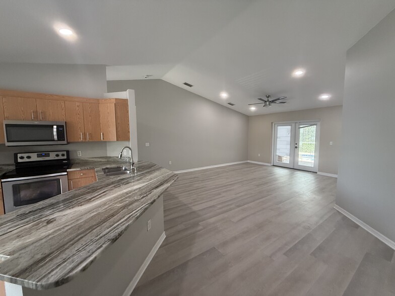 Building Photo - 4156 Molokai Dr