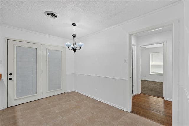 Building Photo - 2539 Highwood Dr