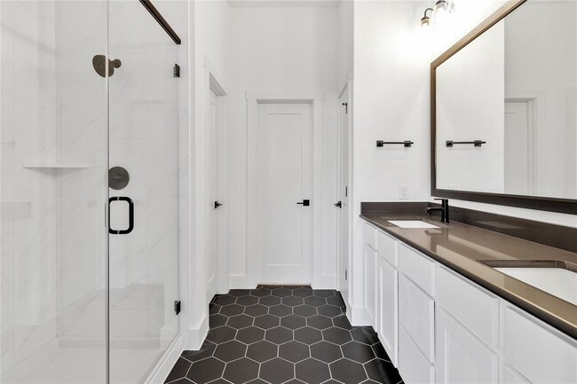 Building Photo - 8589 Meridy Lp