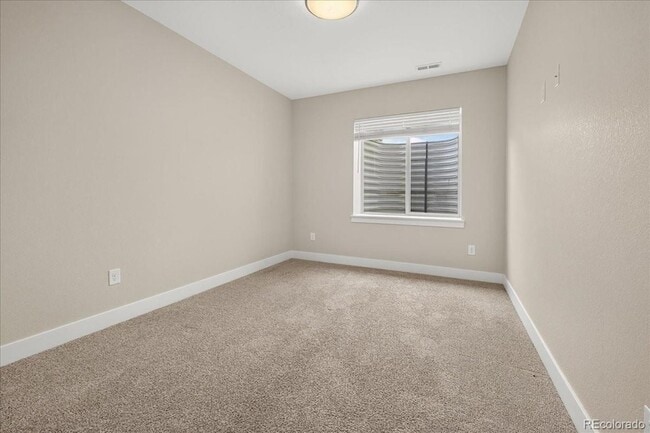 Building Photo - 1407 Rogers Ct
