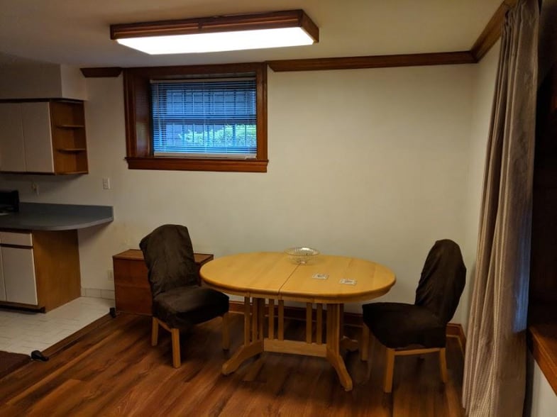 Building Photo - 52 St Marks Pl