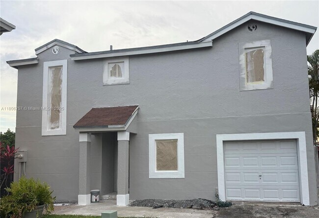 Building Photo - 14730 SW 90th Terrace