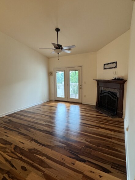 Primary Photo - 11719 Ridgeway Park Dr