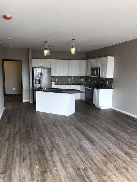 Kitchen - Prairie Place