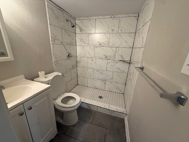 Building Photo - 1308 Genova St