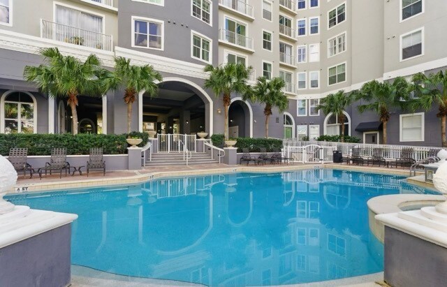 Building Photo - 700 S Harbour Island Blvd