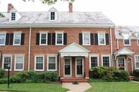 Building Photo - Gorgeous 2 Bed 2 Bath Brick Townhome in Be...