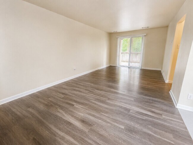 Building Photo - 3012 Chamberlayne Ave