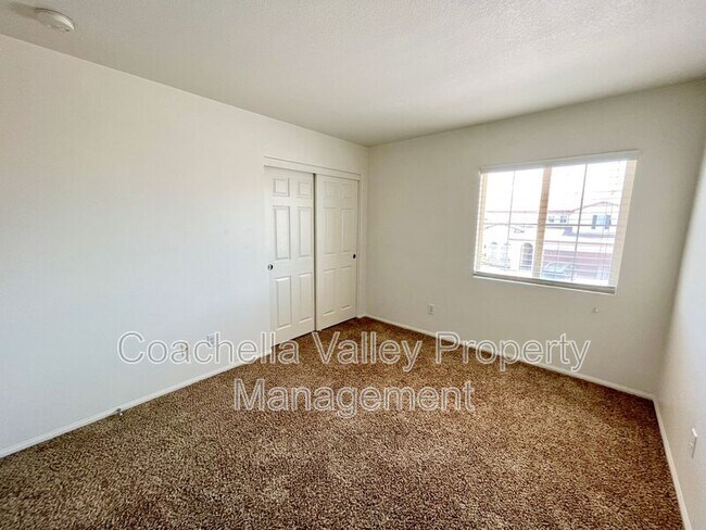 Building Photo - 62806 Kitetail Dr