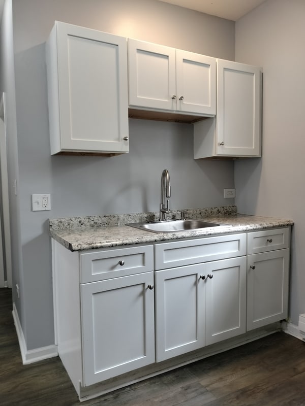 Building Photo - 6601 S Green St