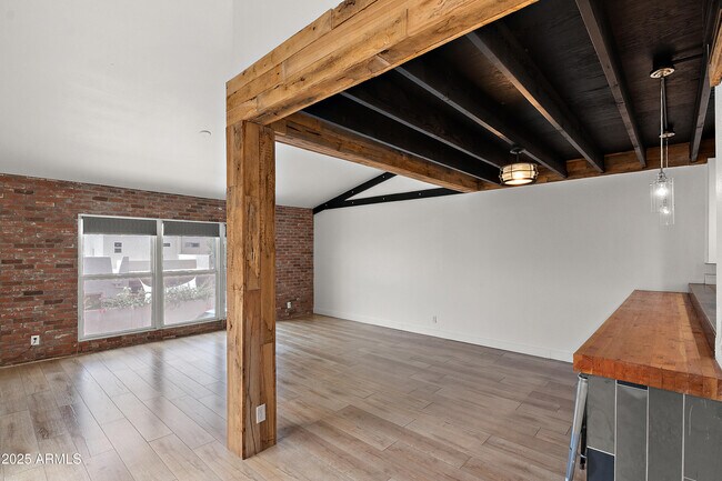 Building Photo - 5621 N 79th St