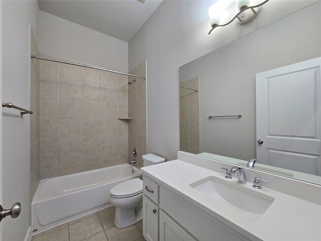 Building Photo - 13001 Hymeadow Dr