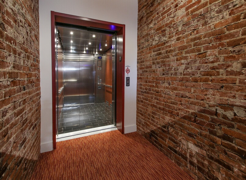 Elevator - 74 W Front St