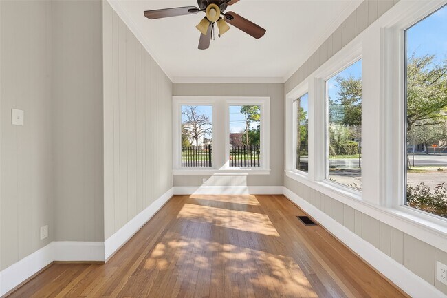 Building Photo - 3410 Austin St