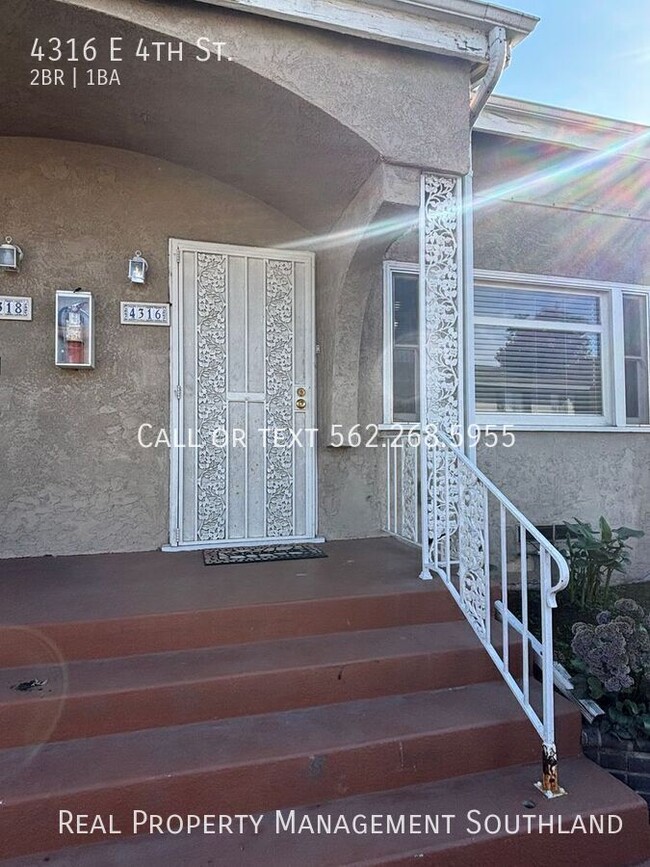 Primary Photo - 2 Bedroom 1 Bath with Garage Space - Avail...