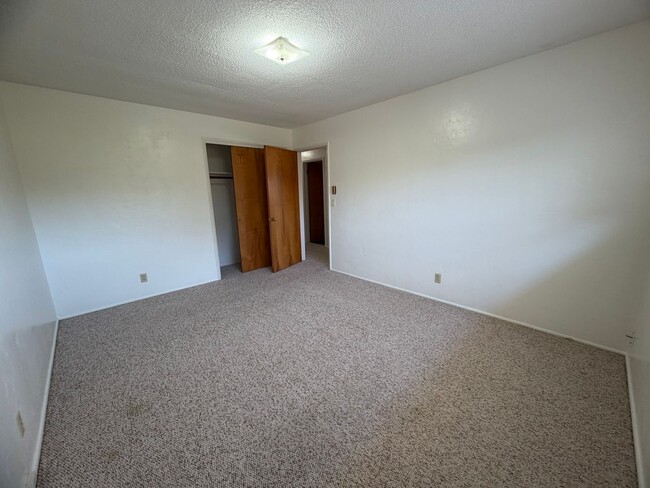Building Photo - 2280 Del Norte St
