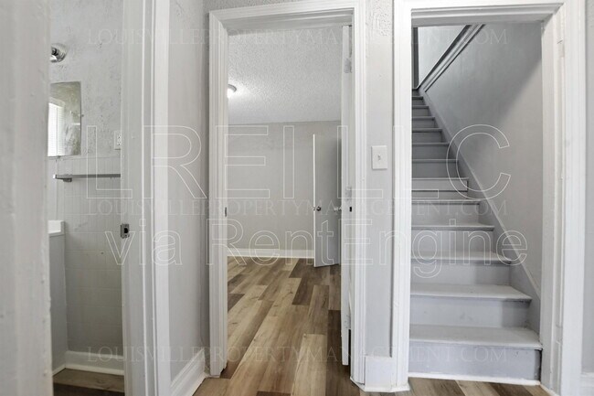 Building Photo - 4217 Grand Ave