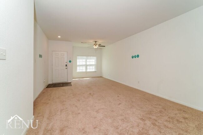 Building Photo - Coming Soon!