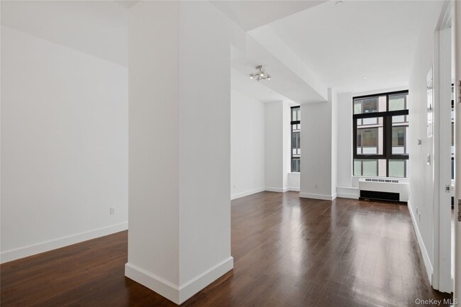 Building Photo - 2-17-17 51st Ave