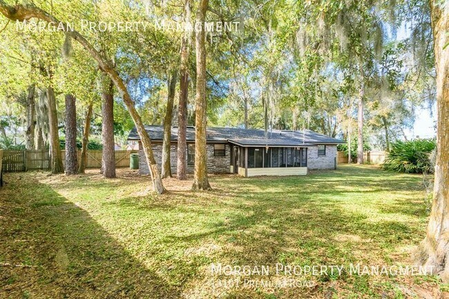 Building Photo - 13101 Premium Rd